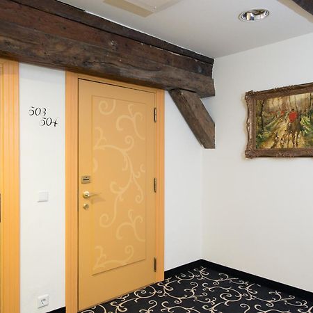 Meriton Old Town Garden Hotel Талин Екстериор снимка