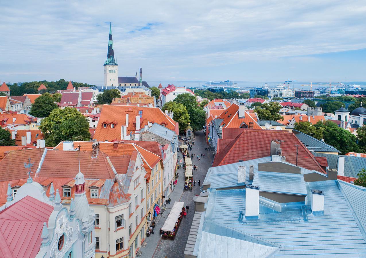Meriton Old Town Garden Hotel Талин Екстериор снимка