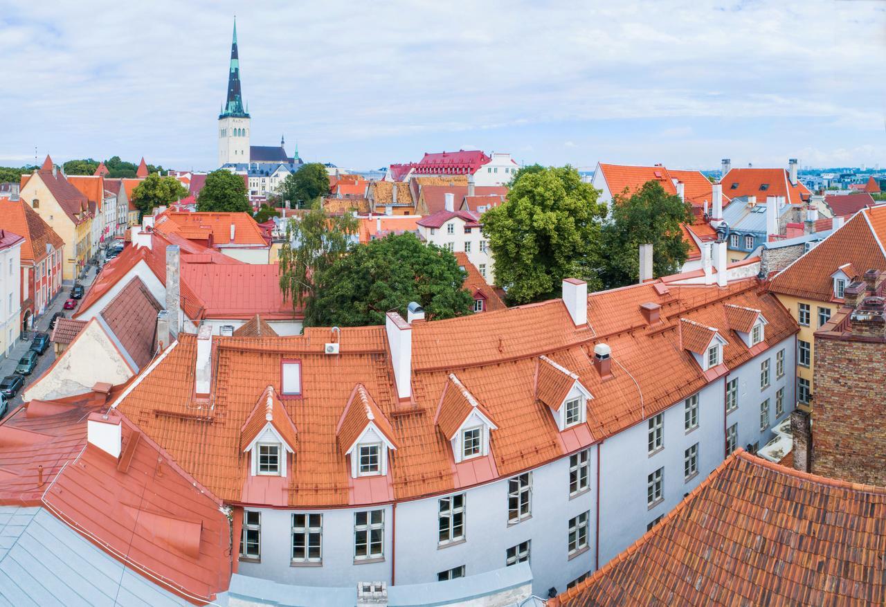 Meriton Old Town Garden Hotel Талин Екстериор снимка